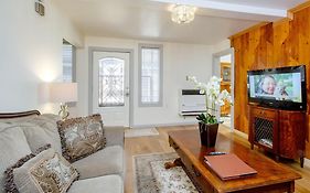 Alameda 2 Bedroom 2 Ba Apt, Ac, 3 Blocks To Beach & Shopping Center & Free Parking